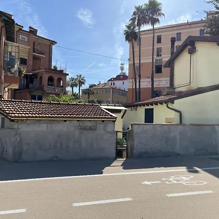 La Casa Fra La Storia E Il Mare Apartament *