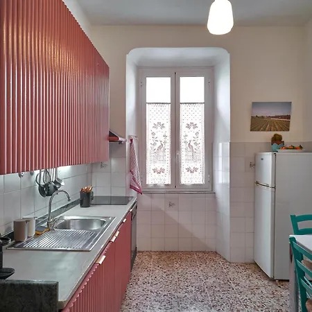 Apartament La Casa Fra La Storia E Il Mare *
